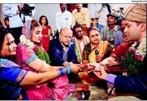 actor-aarti-agarwal-getting-married-to-nri-ujwal-kumar-at-arya-samaj-mandir-in-hyderabad